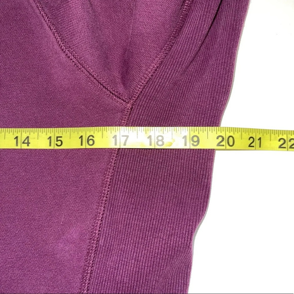 Duluth Trading Purple Zip Pocket Heavyweight Crew Neck Sweatshirt Small Women’s - Picture 7 of 10